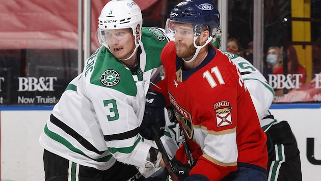 John Klingberg (Dallas) und Jonathan Huberdeau (Florida). (Bild: AFP/Getty/Joel Auerbach)