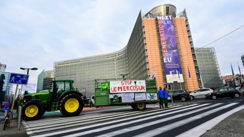 Das geplante Handeslabkommen der EU mit den südamerikanischen Mercosur-Staaten wird seit Monaten von verschiedenen Seiten politisch bekämpft. (Bild: APA/AFP/BELGA/LAURIE DIEFFEMBACQ)