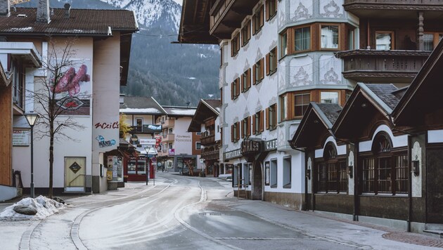 Leere Straßen in Mayrhofen (Bild: EXPA)