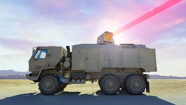 Eine 300-Kilowatt-Laserkanone, die der Konzern Dynetics für die US-Armee entwickelt. Die nun angekündigte Laserkanone soll noch um ein Vielfaches stärker sein. (Bild: Dynetics)