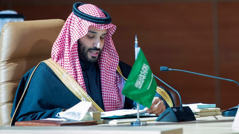 Saudi Prince Mohammed bin Salman is an important player in the region. (Bild: APA/AFP/Saudi Royal Palace/BANDAR AL-JALOUD)