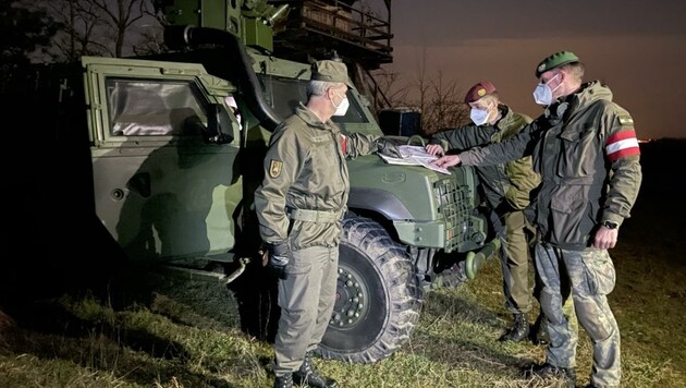 Die Kooperation zwischen dem Bundesheer und der Polizei funktioniert ausgezeichnet – rasche Unterstützung aus der Luft inbegriffen. (Bild: Schulter Christian)