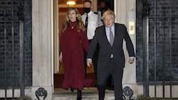 Boris Johnson und seine Frau Carrie (Bild: AFP)
