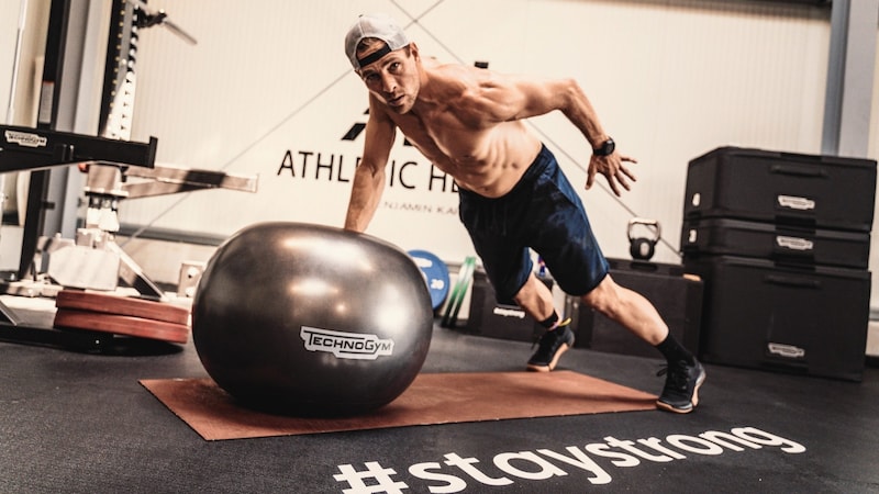 Benjamin Karls Vorbereitung in seinem eigenen Fitnessstudio (Bild: ZVG)