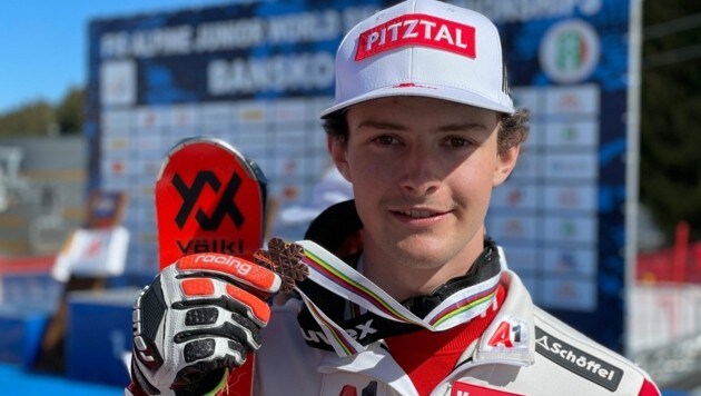 Der Pitztaler Joshua Sturm jubelte in Bansko über Slalom-Bronze bei der Junioren-Weltmeisterschaft. (Bild: ÖSV/Schrammel)