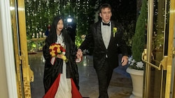 Nicolas Cage und Riko Shibata bei ihrer Hochzeit in Las Vegas (Bild: courtesy The Wynn Hotel )