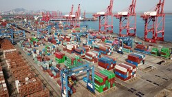 Der Hafen von Lianyungang im Nordosten Chinas (Bild: AFP)