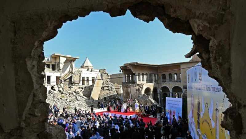 Die Ruine einer fast vollständig zerstörten Kirche in Mossul (Bild: AFP)