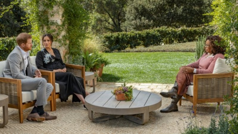 Herzogin Meghan und Prinz Harry beim Interview mit US-Talkerin Oprah Winfrey. (Bild: AFP)