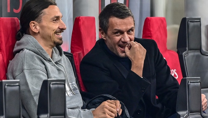 Paolo Maldini (right) works with Zlatan Ibrahimovic at Milan. (Bild: AFP)