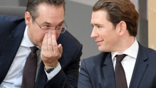 Unter Kurz und Strache stellte die Volkspartei sieben und die FPÖ fünf Minister. (Bild: APA/Roland Schlager)