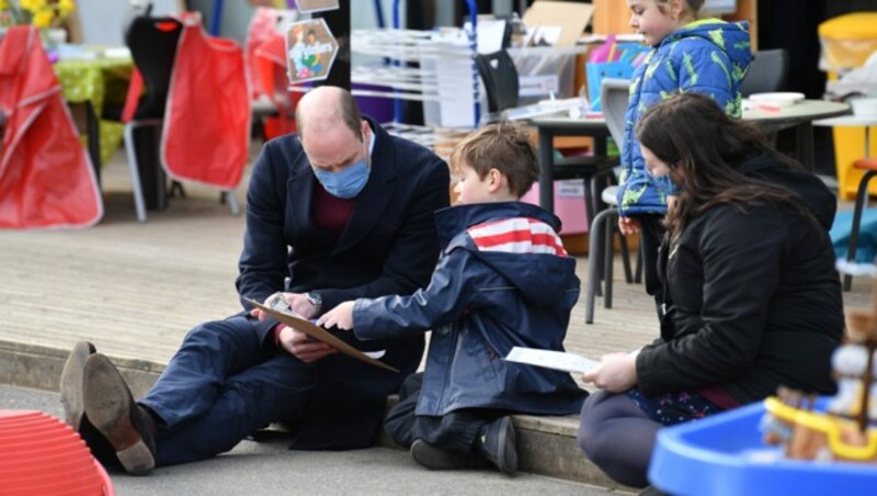 Prinz William beim Besuch einer Londoner Grundschule (Bild: Justin Tallis / PA / picturedesk.com)