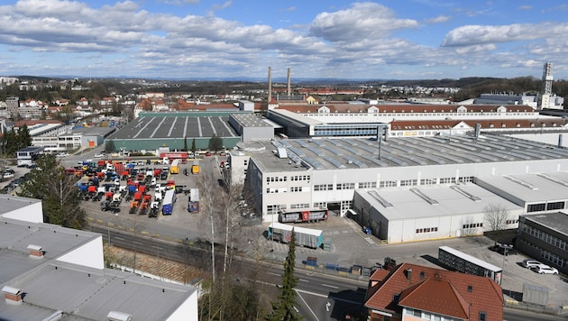 Luftaufnahme des Standortes des Lkw- und Bus-Herstellers MAN in Steyr (Bild: APA/FOTOKERSCHI.AT/Werner Kerschbaum)