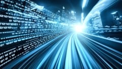 Unter anderem sollen Kupferleitungen durch Glasfaser abgelöst werden .