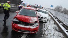 24 Verletzte forderte die Unfallserie im Schneesturm (Bild: laumat.at/Matthias Lauber)