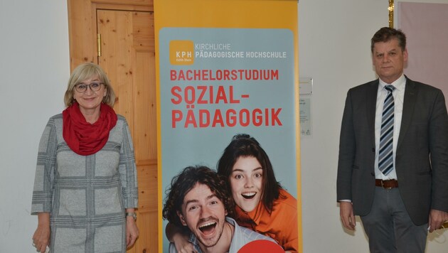 LR Beate Palfrader und KPH-Rektor Peter Trojer sehen im neuen Bachelorstudium eine Professionalisierung (Bild: Daum Hubert)