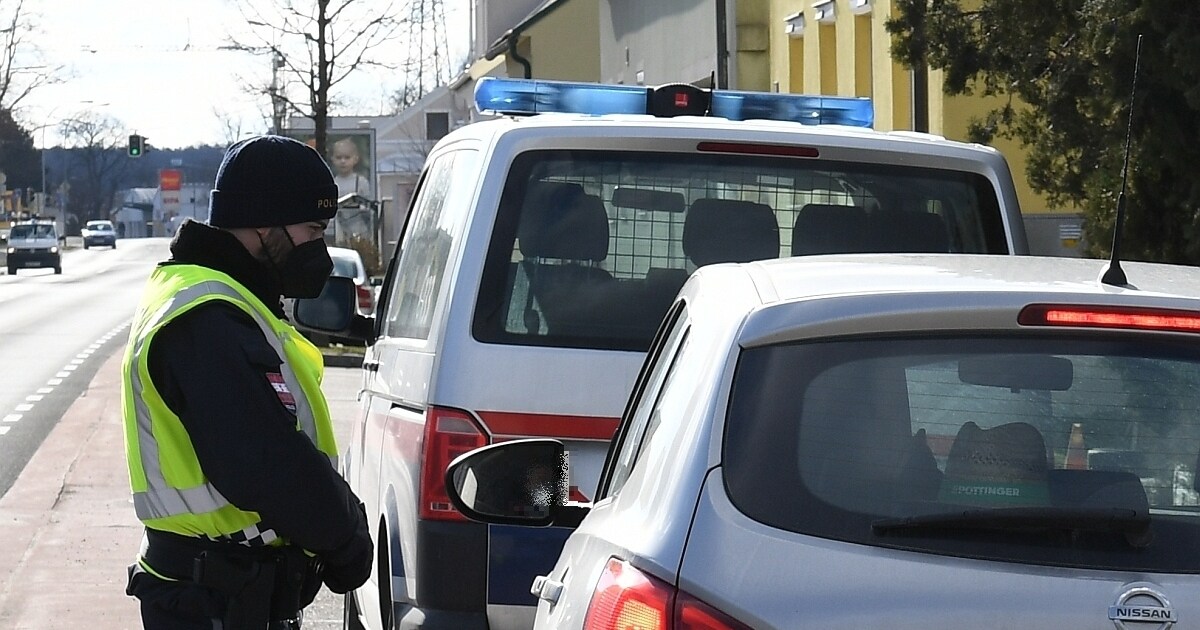 Polizei Kontrolle L17 Lenker Im Drogenrausch Unterwegs Kroneat