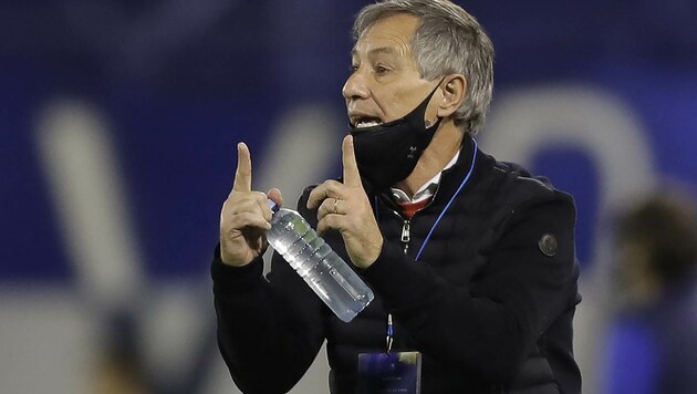 Santos-Trainer Ariel Holan (Bild: AFP)