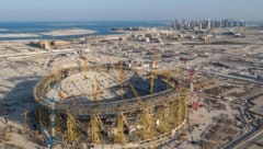 Die WM 2022 in Katar: eine Baustelle (Bild: REUTERS)