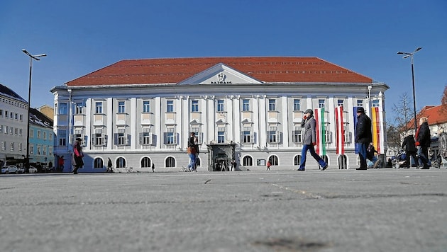 Heute beginnt Budgetklausur im Klagenfurter Rathaus (Bild: Evelyn Hronek)