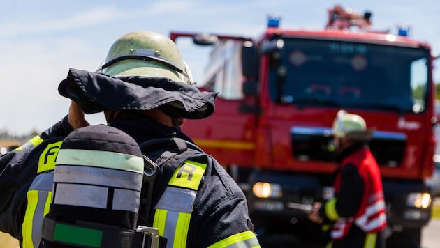 Jeudi soir, 35 personnes ont été blessées dans l'incendie d'un immeuble d'habitation en Bavière (image symbolique). (Bild: stock.adobe.com)