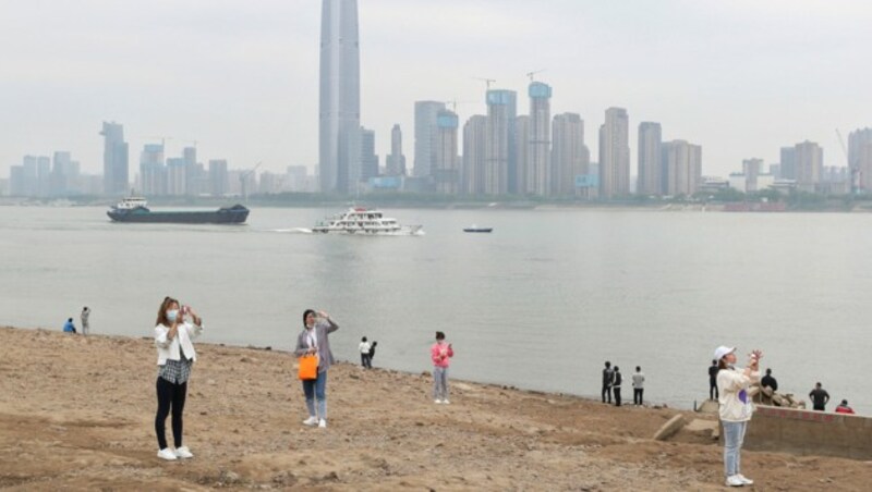 In der chinesischen Millionenmetropole Wuhan nahm die Corona-Pandemie nach Ansicht von Experten ihren Anfang. (Bild: AP)