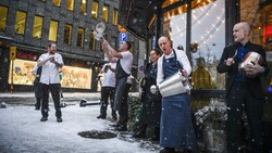 Mitte Jänner demonstrierten Restaurantbesitzer in Schweden gegen Beschränkungen wie ein Alkoholausschankverbot nach 20 Uhr. (Bild: AFP)