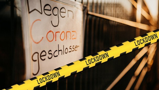 Am Montag, 0 Uhr, beginnt in Österreich der bereits vierte Lockdown seit Beginn der Corona-Pandemie. (Bild: stock.adobe.com, Krone KREATIV)