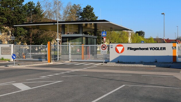Der Fliegerhorst Hörsching soll eine der ersten autarken Kasernen werden. (Bild: Pressefoto Scharinger)