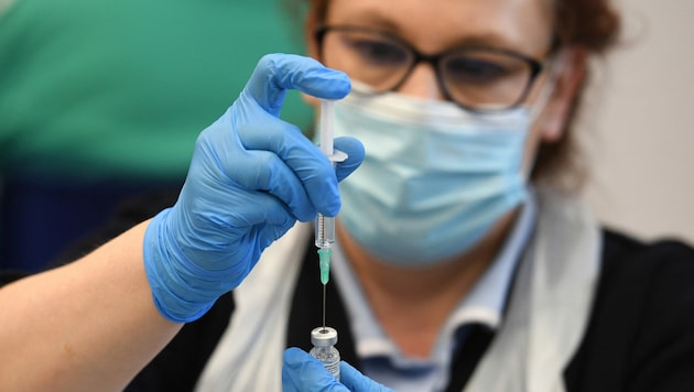 Laut aktuellen Berechnungen könnte Ende Juni die Hälfte der österreichischen Bevölkerung geimpft sein. (Bild: AFP)