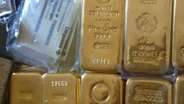 26 Kilo Gold und Platin sollen verkauft worden sein - wie ein Bankauszug belegen soll. (Bild: zVg)