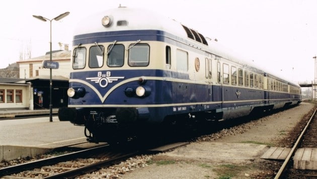 Auch der legendäre „Blaue Blitz“ wurde von den ÖBB von 1962 bis 1964 als „Vindobona“ eingesetzt. (Bild: Karl Kunstovny)
