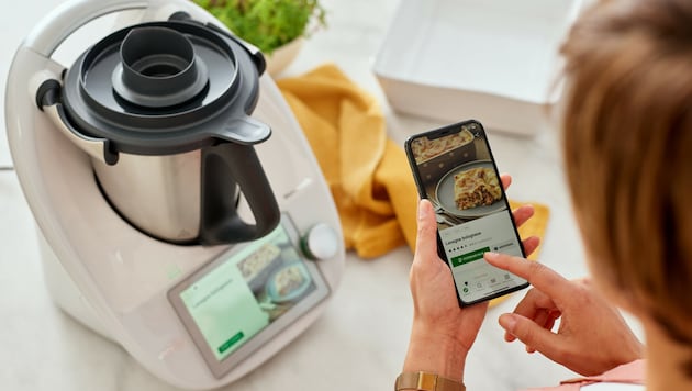 Vorwerk's most important product is still the Thermomix, which was invented in 1971. The TM6, the current model, accounts for more than 50 percent of sales. (Bild: Vorwerk)