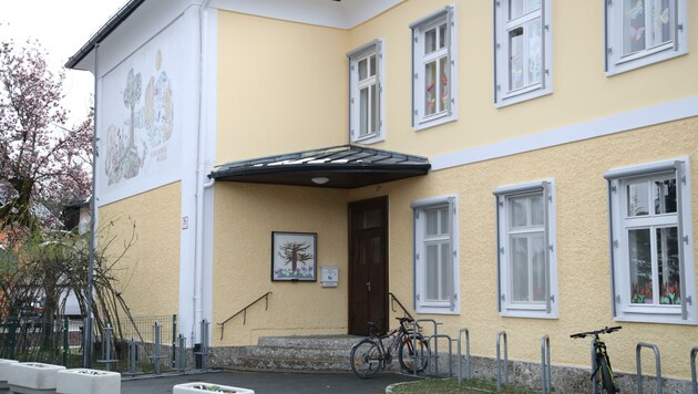 An der Volksschule in Morzg setzten sich einige Eltern erfolgreich für den Rad-Check ein. (Bild: Tröster Andreas)