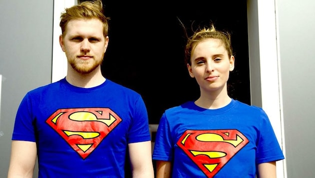 Felix Gerl und Lea Handschuh als Superhelden im Video. (Bild: Alexander Handschuh)