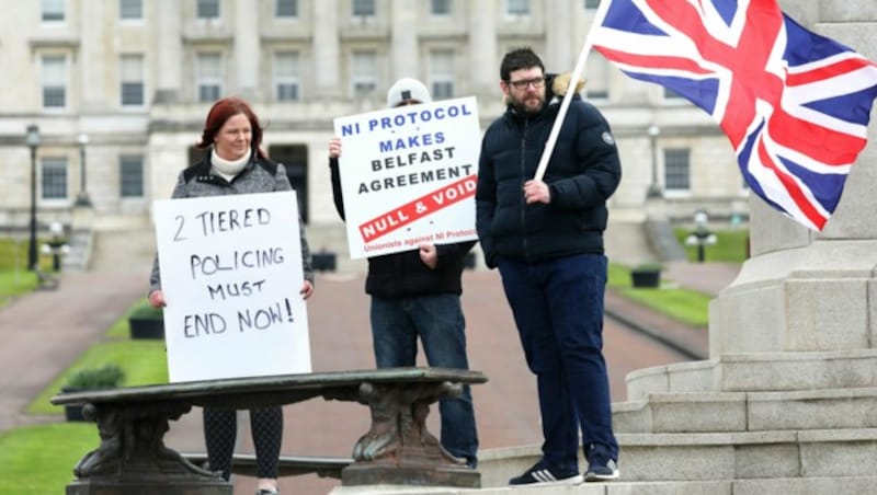 Mancher Protest verläuft auch friedlich ... (Bild: AP Photo/Peter Morrison)