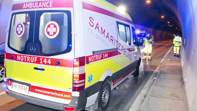 Am Sonntagabend verursachte ein Geisterfahrer im Ambergtunnel einen Auffahrunfall. (Bild: Mathis Fotografie)