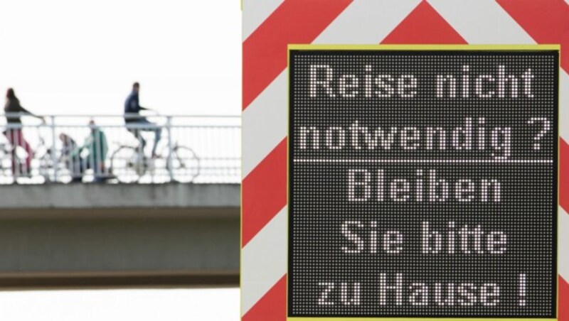 Die Infektionslage in Deutschland ist weiterhin angespannt, eine automatische „Notbremse“ soll dies nun ändern. (Bild: APA/dpa/Friso Gentsch)