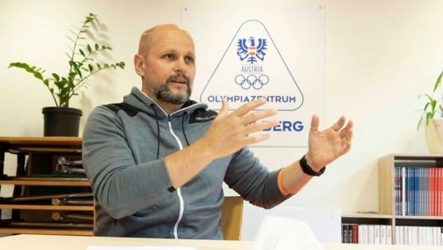 Für Sebastian Manhart, Geschäftsführer des Olympiazentrums Vorarlberg, ist klar, dass die Spiele in Tokio stattfinden müssen. (Bild: Maurice Shourot)
