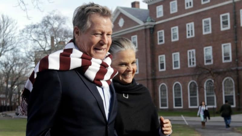 Ryan O‘Neal und Ali MacGraw 2016 (Bild: Elise Amendola / AP / picturedesk.com)