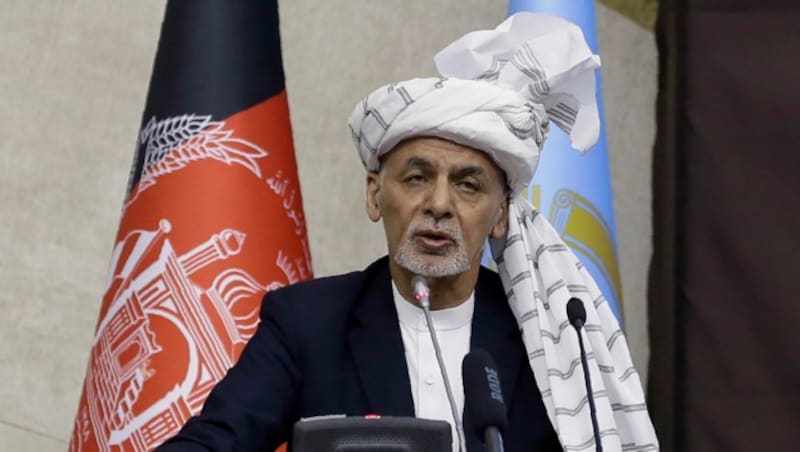 Afghanistans Präsident Ashraf Ghani kündigte einen "reibungslosen Übergang" an. (Bild: AP)