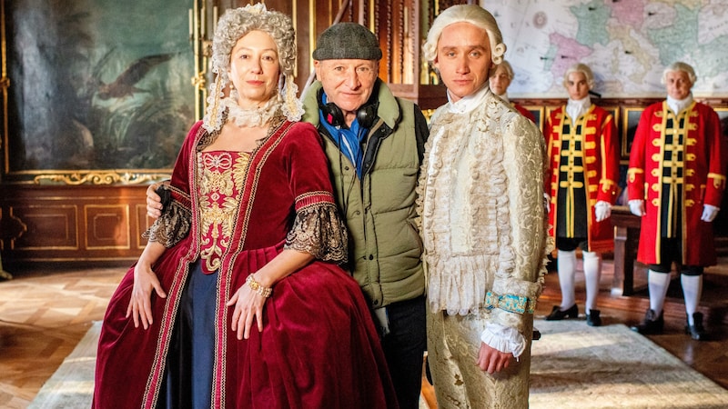 Letzter Teil der ORF-Trilogie mit Ursula Strauss als Maria Theresia (im Bild mit Regisseur Robert Dornhelm und Aaron Friesz als Thronfolger Erzherzog Joseph) (Bild: ORF)