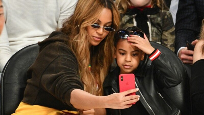 Schon jetzt ein kleiner Star: Blue Ivy mit Mama Beyonce (Bild: 2018 Getty Images)