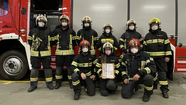 Die Kameraden der Feuerwehr Gumpoldskirchen wurden ausgezeichnet. (Bild: FF Gumpoldskirchen)