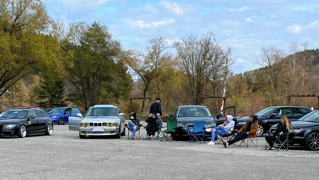 Autotreffen am Parkplatz beim Arneitz-Campingplatz am Faaker See. (Bild: zVg)