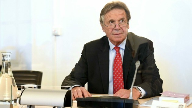 Wolfgang Pöschl saß schon dem Ibiza-U-Ausschuss vor. (Bild: APA/HELMUT FOHRINGER)