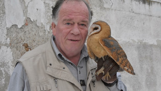 Reinhard Osterkorn, Vogelexperte und „Seele“ der Greifvogelstation (Bild: liveBild)
