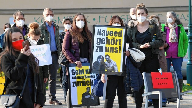 In Klosterneuburg wurde gegen die Abschiebung von Naveed demonstriert (Bild: Huber Patrick)
