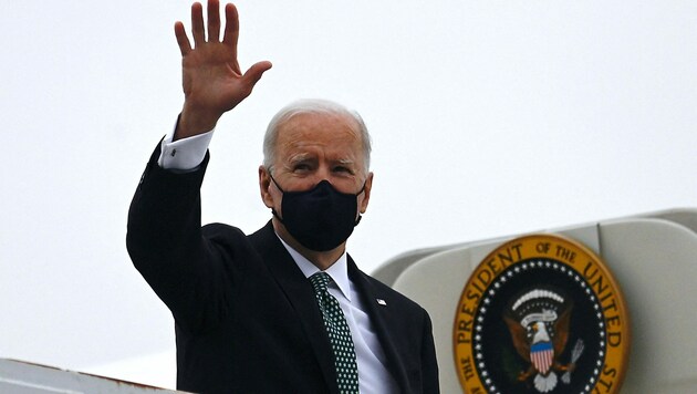 US-Präsident Joe Biden fliegt im Juni nach Europa. (Bild: APA/AFP/ANDREW CABALLERO-REYNOLDS)