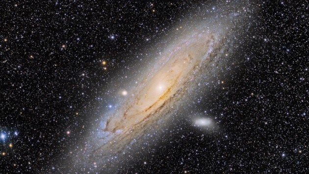 Die hier fotografierte Andromeda-Galaxie liegt 2,5 Mio. Lichtjahre entfernt. (Bild: Bruno Stampfer, Rainer Eisendle)